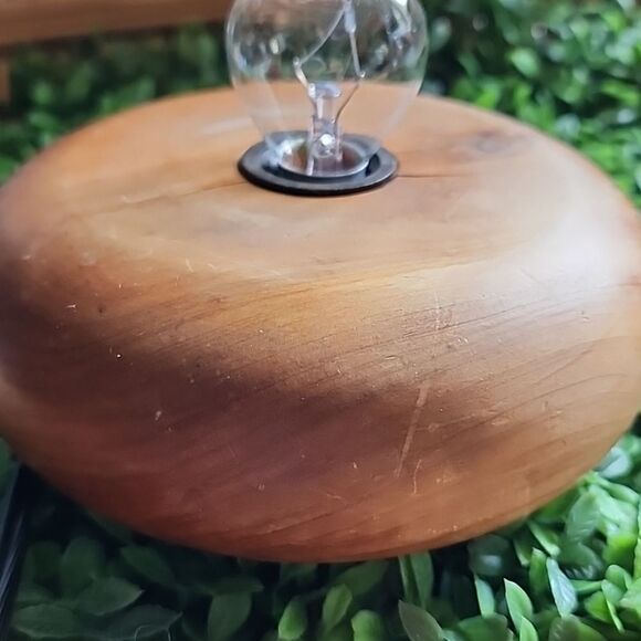 Vintage Carved Made In Bermuda Wooden Minimalist Lamp - Picture 10 of 11